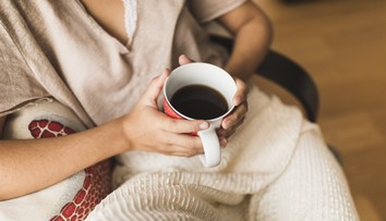 Zostáva vám kofeín v tele dlhšie? Podľa vedcov to môže byť výhoda