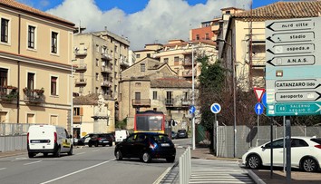 Taliansky kráľ absencií sa v práci neukázal 15 rokov. Teraz vypočítali, o koľko obral štát