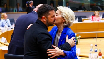 Samit v Bruseli: EÚ jednotná proti Putinovi, nepridalo sa iba Maďarsko