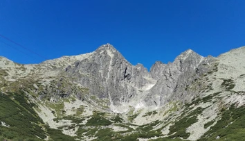 Vláda zrušila sporné uznesenia k zonáciám národných parkov