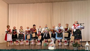 FOTO: Seniorky na východe bojovali o titul naj babičky roka. Pred divákmi spievali, recitovali aj hrali