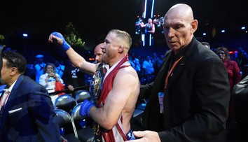 Výnimočné podujatie UFC v Bielom dome prinieslo skvelú šou. Favorit musel vzdať zápas predčasne