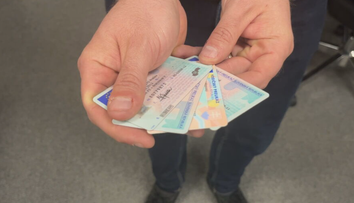 Internet zaplnili ponuky na vodičák bez skúšok. Skončíte bez dokladu aj bez peňazí