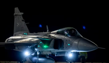 Pilotov českých Gripenov v noci zobudil rozkaz NATO. V priebehu niekoľkých minút mierili nad Poľsko