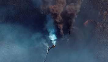 Na ostrove La Palma pre sopečný popol zrušili lety až do nedele