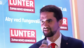 O kreslo šéfa BBSK zabojuje sedem kandidátov, o poslanecké 272 ľudí