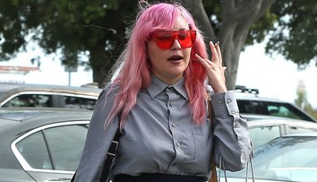 Spoznávate ju vôbec? Bývalá herecká hviezda sa zasnúbila: Prsteň ako z jarmoku