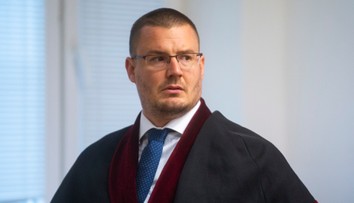 Za obvineného Šúreka sa postavili bývalí prokurátori zo špeciálnej prokuratúry: Vždy postupoval zákonným spôsobom