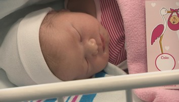 Chlapcov napokon predbehlo dievčatko. Prvým novorodencom roka 2022 je Denisa Nela