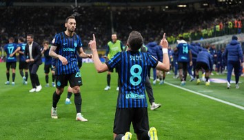 Dvojnásobná radosť v Miláne. Inter okrem majstrovského titulu berie desiatykrát aj pohár