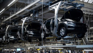 V slovenskom Volkswagene prídu o prácu stovky ľudí. Rozhodnutie však nesúvisí s Trumpovými clami
