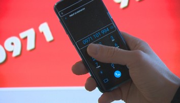 Slovákom vyvolávajú neznáme audiotexové čísla. Nezdvíhajte ani nevolajte späť!