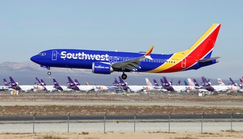 Objavili potenciálne riziká na type boeingu, v ktorom v marci zahynuli Slováci