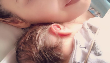 Známa speváčka sa stala prvýkrát mamičkou