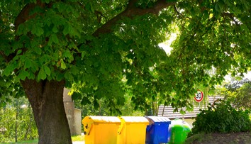 Takmer prišiel o všetko. 7-tisíc eur omylom zahodil do koša, pomohla mu polícia