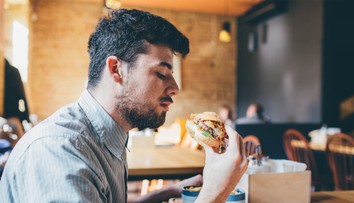 Najznámejší výrobca hamburgerov na svete poriadne prestrelil