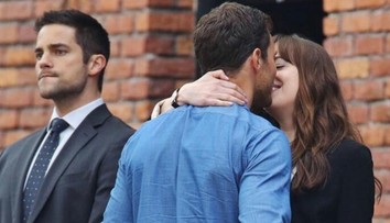 Bude čoskoro svadba? Hviezda Fifty Shades sa zasnúbila