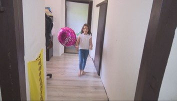 Z narodeninovej zábavy celoživotná trauma: Noemi vdýchla hélium, okamžite sa zosunula k zemi