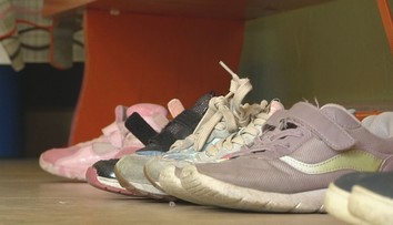 Vystrašení škôlkari na východnom Slovensku. Učiteľky ich mali podľa rodičov za trest zatvárať do tmavého skladu