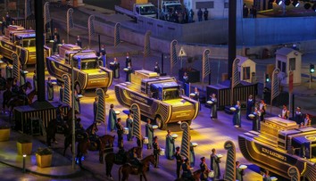 Zlatý sprievod faraónov sledovali v Káhire tisíce ľudí