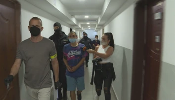Veľká protidrogová razia v Pentagone: Slušných rodín je viac, policajtov vítajú