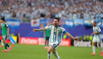 Potvrdil status legendy a môže dosiahnuť ďalší rekord. Lionel Messi prekonal zápis svojho rivala