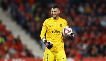 So spoluhráčom Valjentom v reprezentácii dlho chýbali. Greif sa však zastal Calzonu