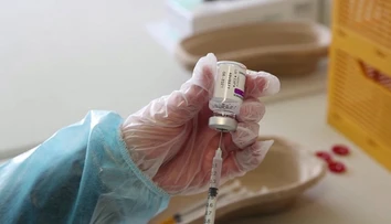 Na Pfizer a Modernu sa už môžu registrovať aj ľudia od 50 rokov