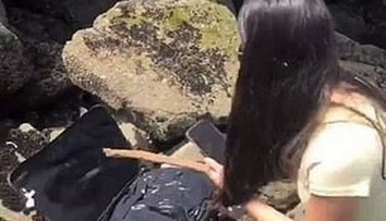 VIDEO: Tínedžeri počas hry našli kufor. Namiesto očakávaných peňazí v ňom boli časti tela