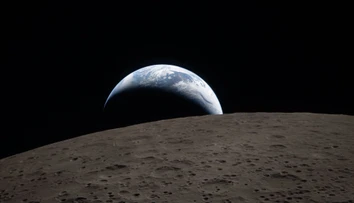 Prvá fotka z odvrátenej strany mesiaca. Astronauti zachytili dychberúci záber