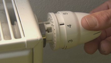 Nová energopomoc zmiatla Slovákov. Štát na nej veľa neušetrí a niečo dokonca aj minie, tvrdí analytik