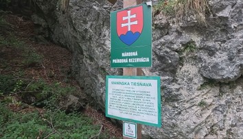 Úrady ticho tolerujú, že ľudia vypúšťajú žumpy do potokov. Dokonca aj v piatom stupni ochrany