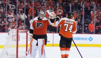 VIDEO: Philadelphia kráča za postupom pevným krokom. Pittsburgh si v play-off zatiaľ ani neškrtol