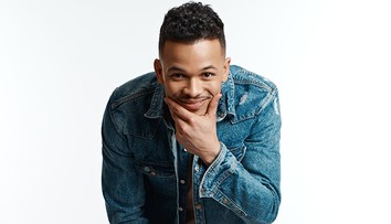 Najnovšou zábavou Bena Cristovaa je jazda na doske s jedným kolesom