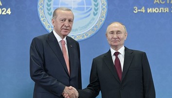 Erdogan telefonoval s Putinom: Turecko je pripravené na mierové rokovania Ruska s Ukrajinou