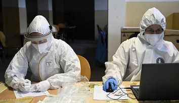 V nedeľu odhalili PCR testy 139 pozitívnych výsledkov. Pribudli aj obete