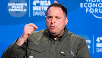Obvinili ho z prania špinavých peňazí. Súd nariadil zatknúť blízkeho spojenca Volodymyra Zelenského