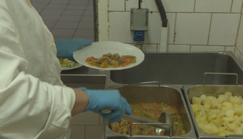 Za mrežami sú pre drogy, podvody aj vraždy. Odsúdené ženy v Nitre nám prezradili, ako vyzerá ich deň