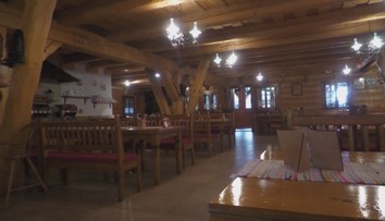 Otvoria hotely a reštaurácie v čiernych okresoch aspoň pre zaočkovaných? Na verdikt čakajú aj v Tatrách