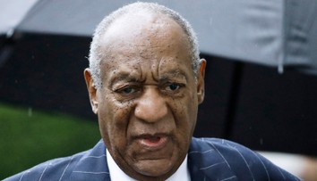 Populárny komik Bill Cosby je vinný zo sexuálneho napadnutia. Zaplatiť musí poriadne tučné odškodné