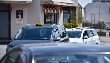 Taxikárska spoločnosť zverejnila bizarnosti, ktoré si ľudia zabudli v autách. Niektoré poriadne prekvapujú