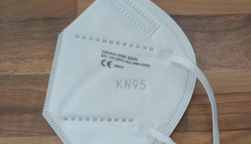 Nové Zámky budú seniorom rozdávať respirátory