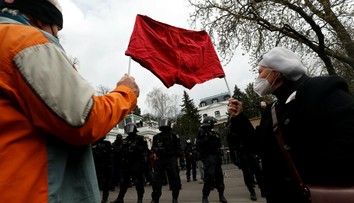 Ruská odpoveď Čechom: Vyhostia 20 zamestnancov českej ambasády v Moskve