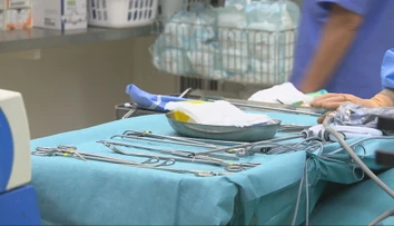 Problémy na jednodňových chirurgiách pokračujú. Budú si musieť pacienti VšZP hradiť zákroky v plnej výške?