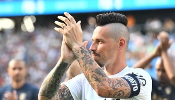 FOTO: Marek Hamšík sa definitívne rozlúčil s kariérou. Na exhibičnej akcii si zahral po boku synov aj kamarátov
