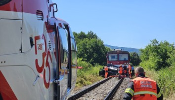 Tragická zrážka auta s vlakom. Vodička (†43) nehodu neprežila