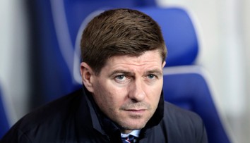 Steven Gerrard sa stal novým trénerom Aston Villy. Vo funkcii nahradil Deana Smitha