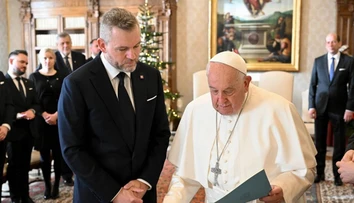Na Slovensku bude v sobotu pre úmrtie pápeža Františka štátny smútok