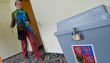 Referendum o vláde s ANO bude v ČSSD dlhšie