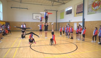 Unikátna škola na Slovensku. Každé tretie dieťa má medaily zo svetových súťaží, trénuje ich sám riaditeľ